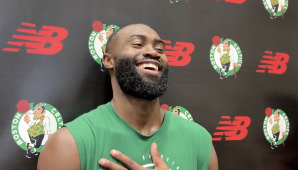 牛达人配资 记者：你在变老；杰伦-布朗：这很伤人，我要打出最高水准